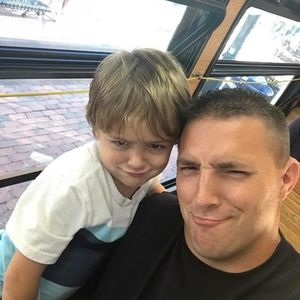 Meet your Posher, Bobby